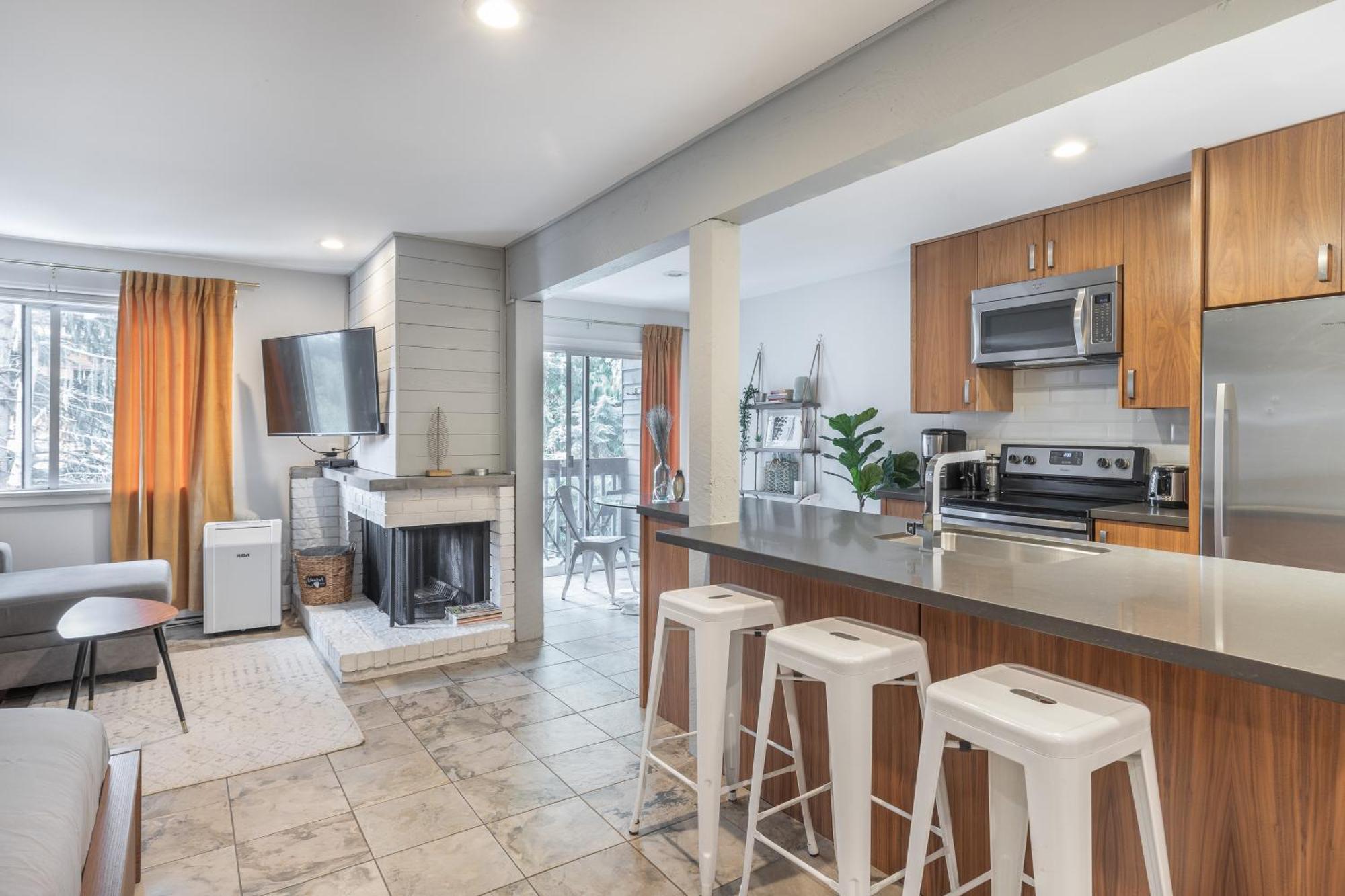 Whistler Studio Next 2Lifts W/Free Parking Exterior photo